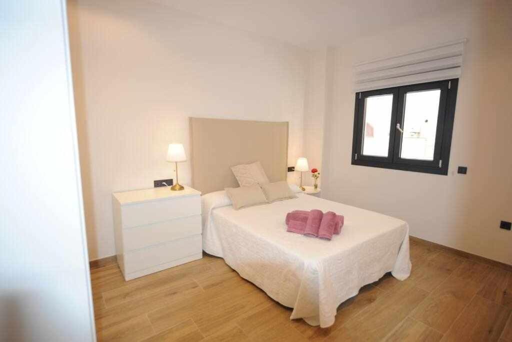 Estupendo Piso Nuevo En Playa Victoria * Cádis