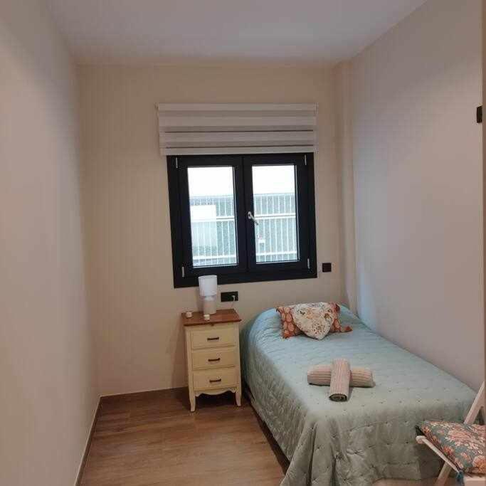 Estupendo Piso Nuevo En Playa Victoria Cádis