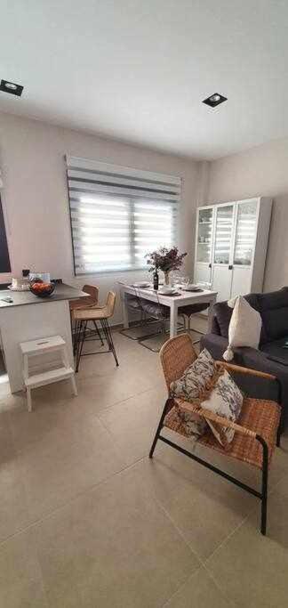 Estupendo Piso Nuevo En Playa Victoria Cádis