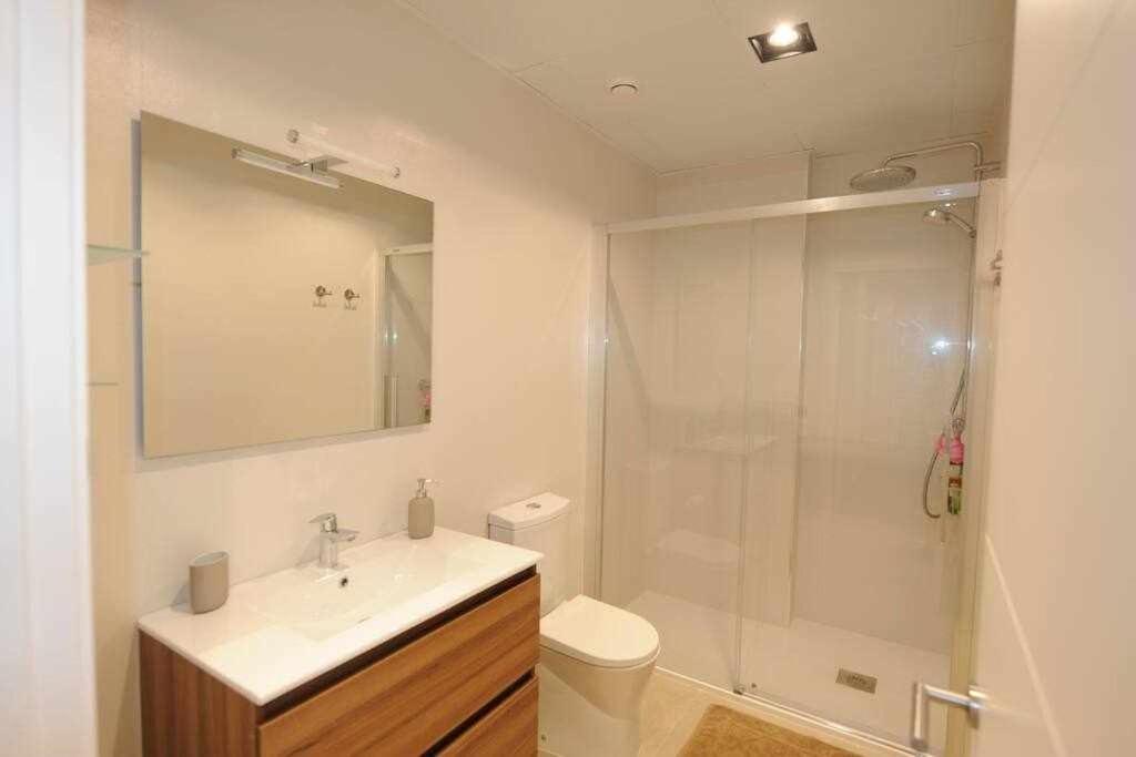 Estupendo Piso En La Playa Victoria Apartamento